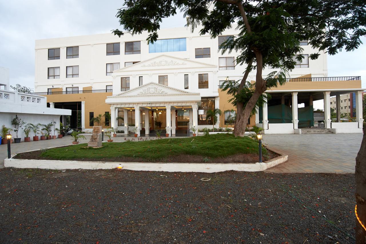 Sanskruti Heritage Resort 쉬르디 외부 사진